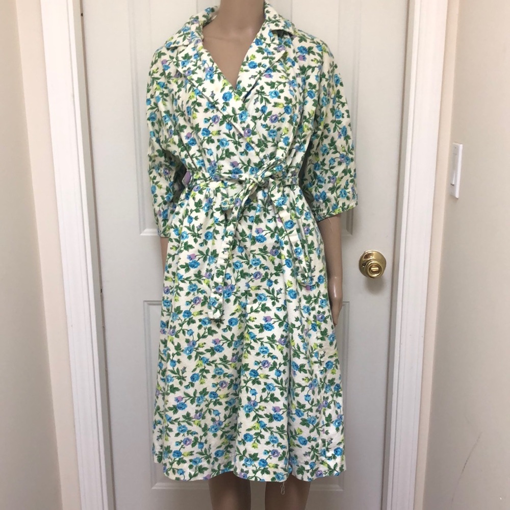 VTG 60’s Roberta Lynn of Hollywood Floral House Coat Robe Pool Coat Soft Flannel